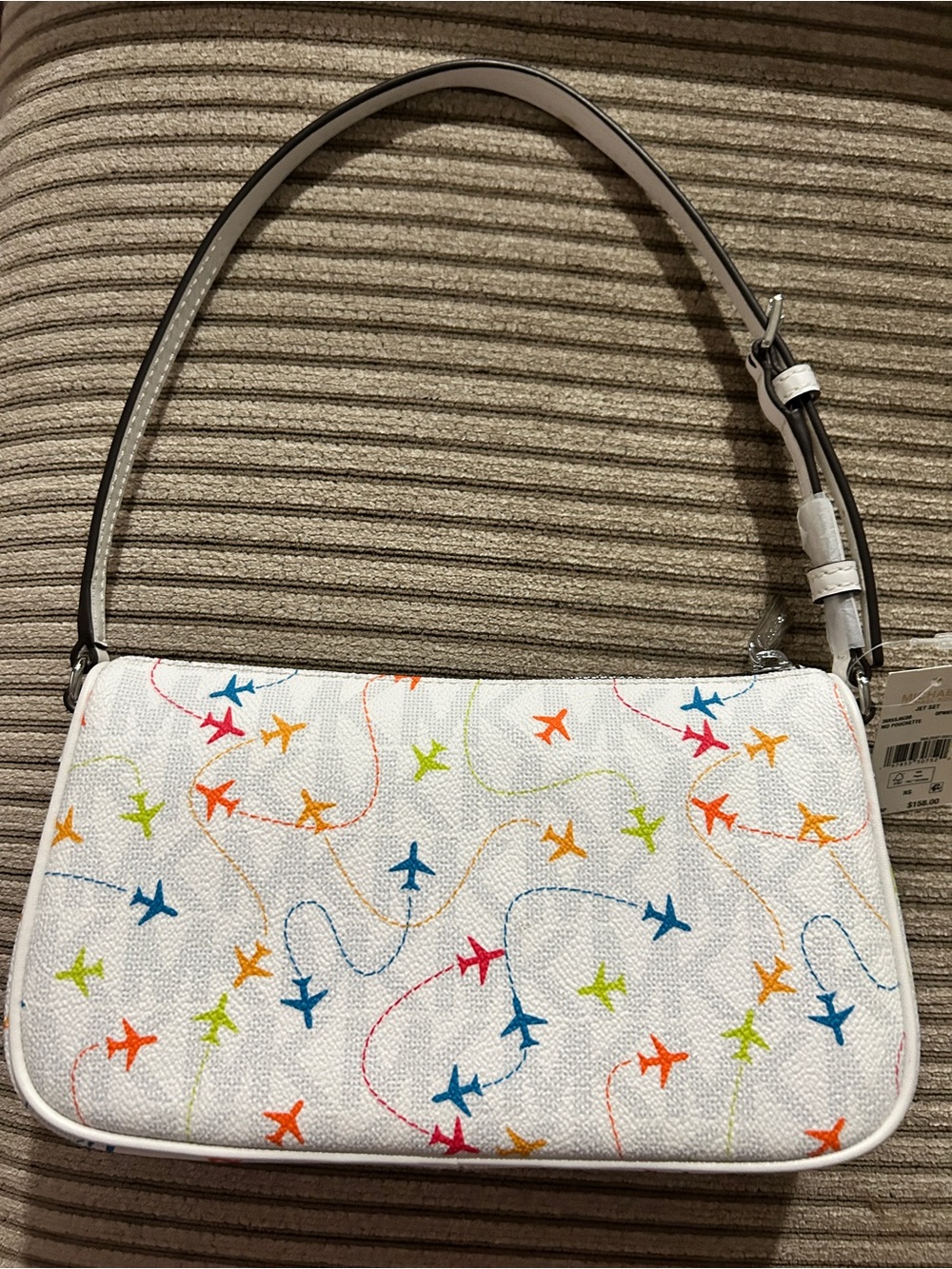 NWT Michael Kors Jet Set Medium Pochette White Airplane Print Shoulder Bag - Picture 2 of 9